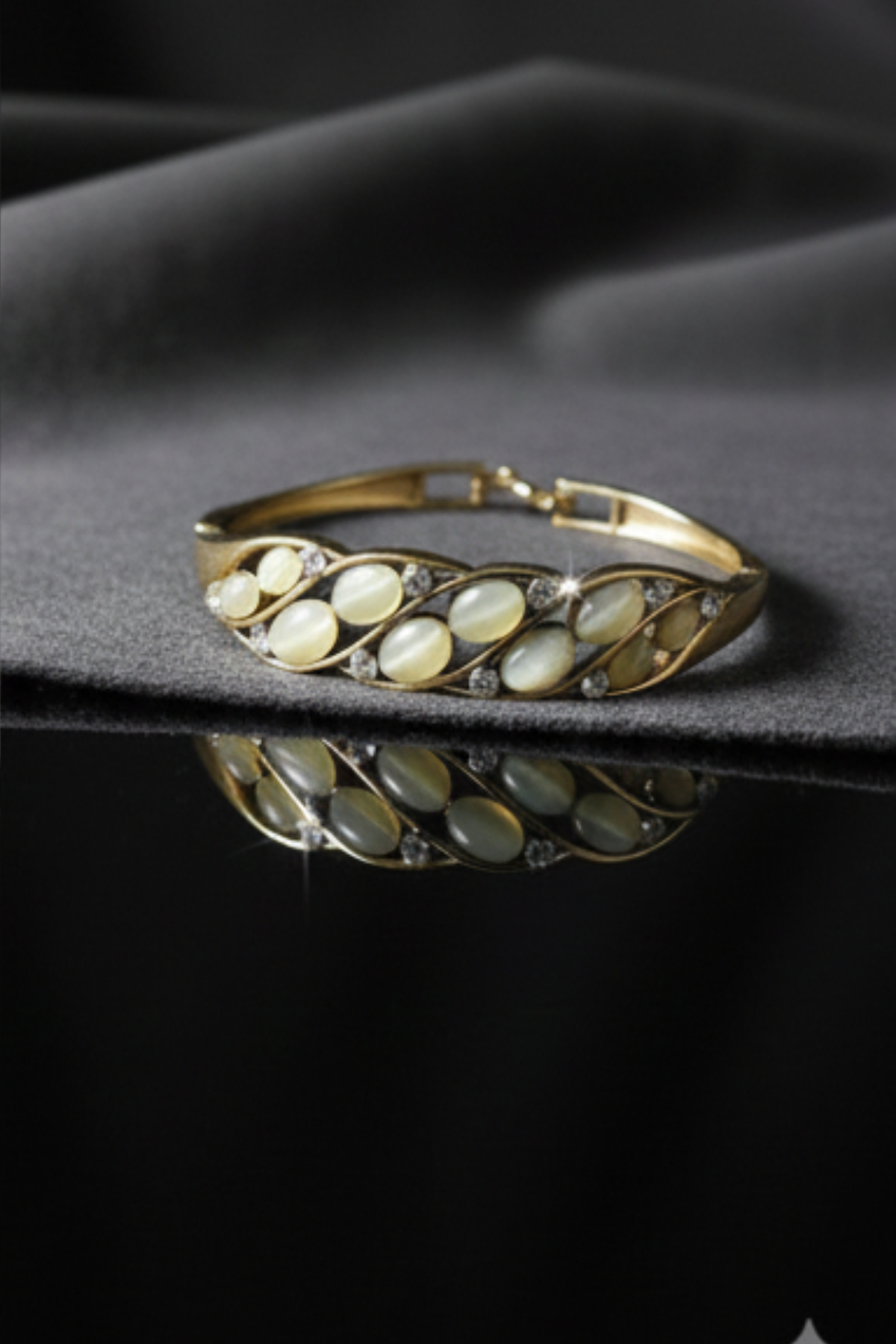 Golden Vine Mother-of-Pearl Crystal Bracelet