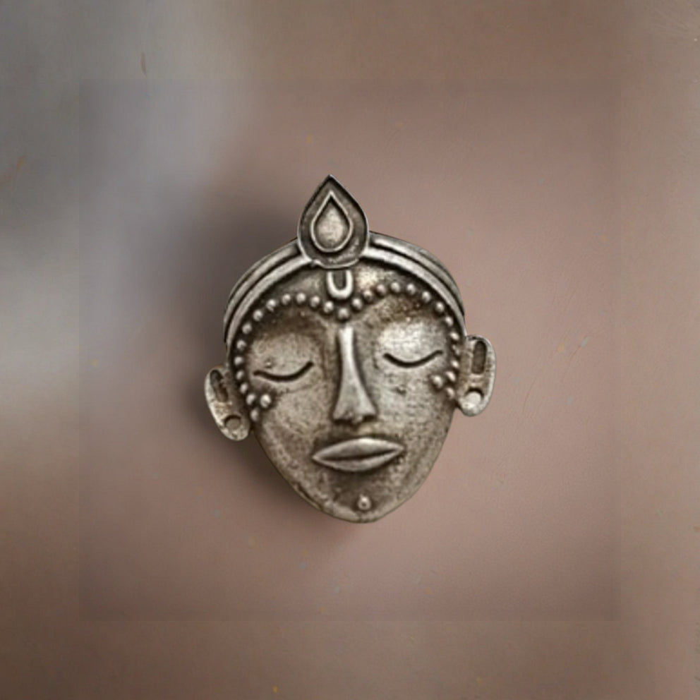Serene Muse Face Ring