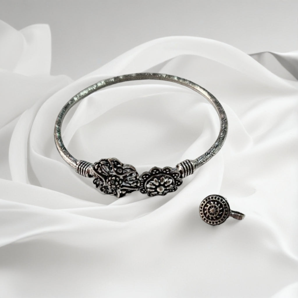Vintage Oxidized Floral Silver Jewelry Set