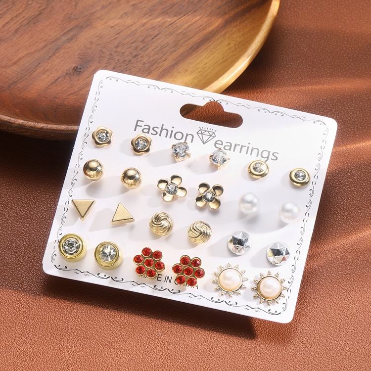 Stylish Fashionable Golden Glow 16-Pair Stud Collection