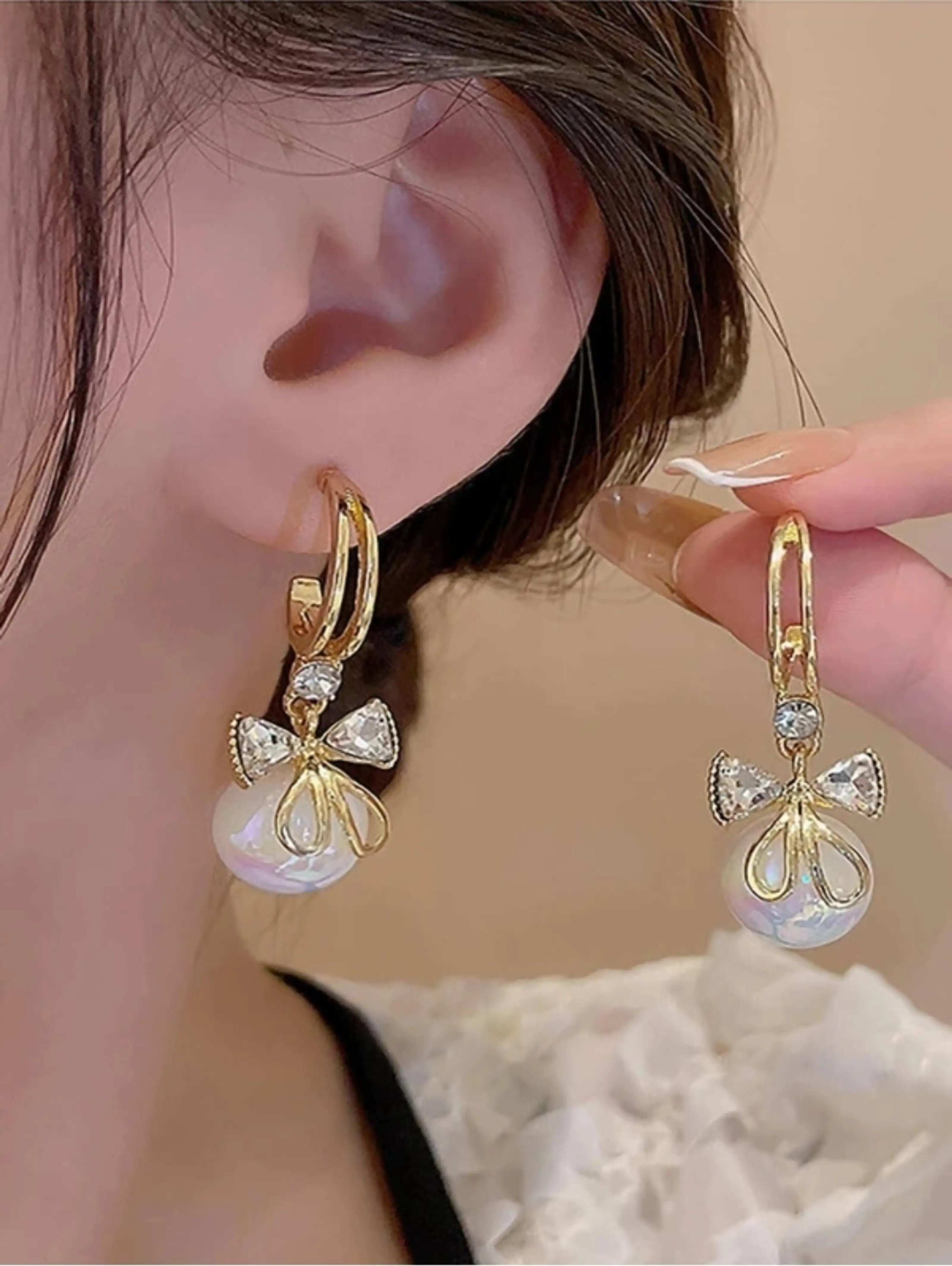 Dazzle21 Combo of 2 fashion korean alloy stud earrings for girls and women Zircon Alloy, Crystal Drops & Danglers, Hoop Earring, Stud Earring